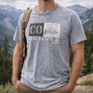 Denver Colorado‎ Shirt Mens Size Medium Graphic Graphic Travel Mountains Blue